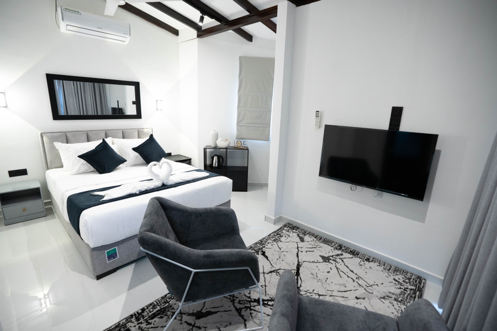 Queen Room with Private Balcony